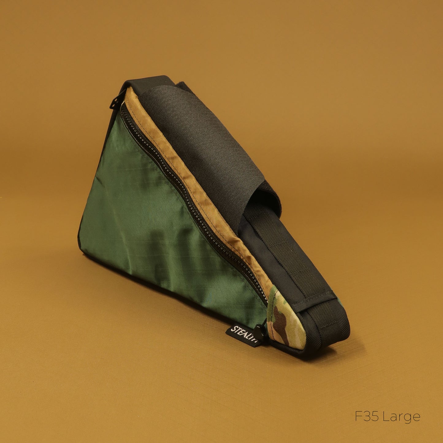 F35 Wedge Frame Bag