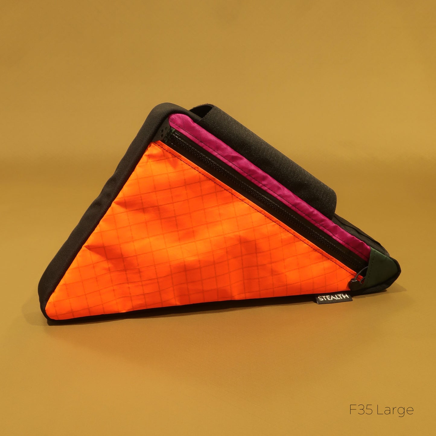 F35 Wedge Frame Bag