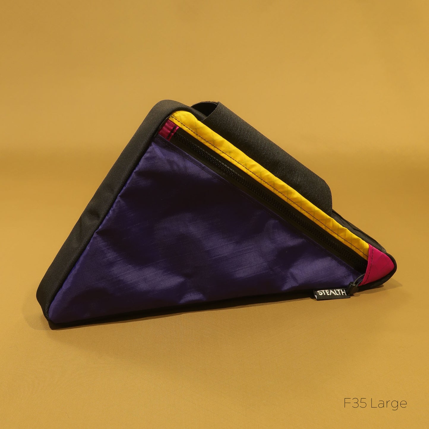 F35 Wedge Frame Bag
