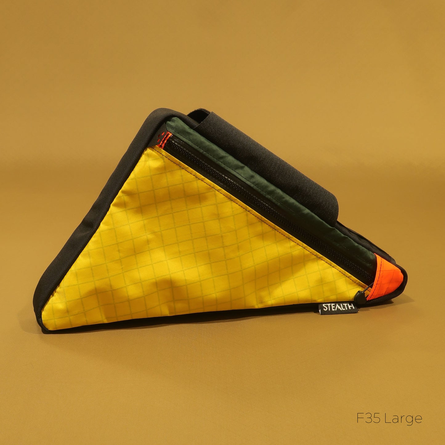 F35 Wedge Frame Bag