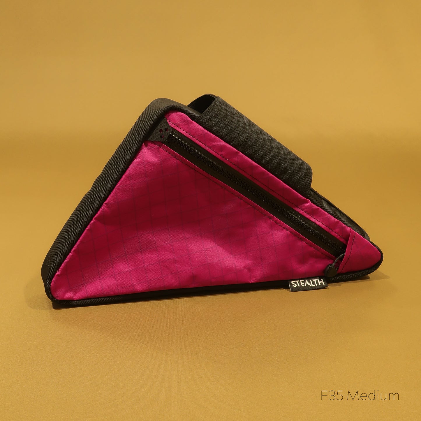 F35 Wedge Frame Bag