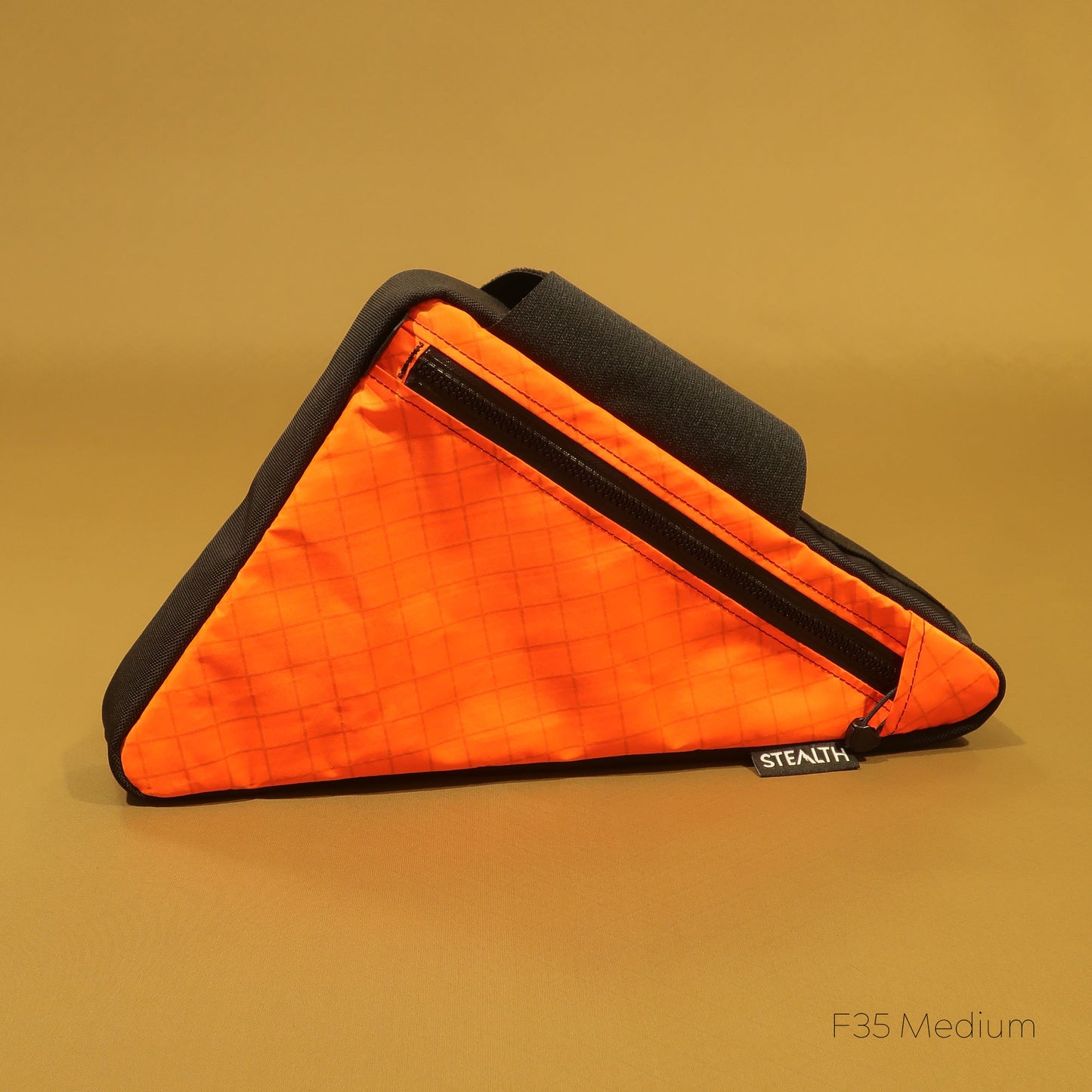 F35 Wedge Frame Bag