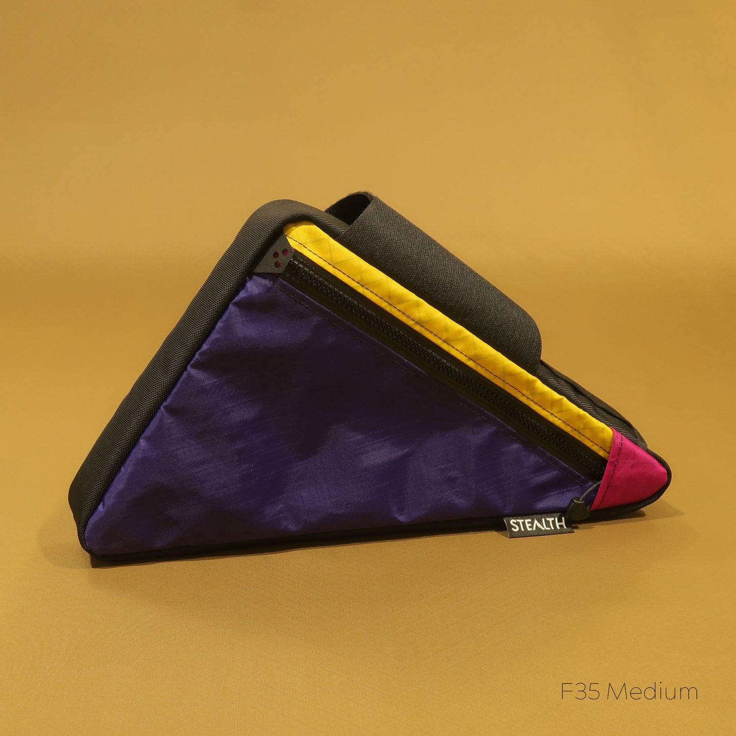 F35 Wedge Frame Bag
