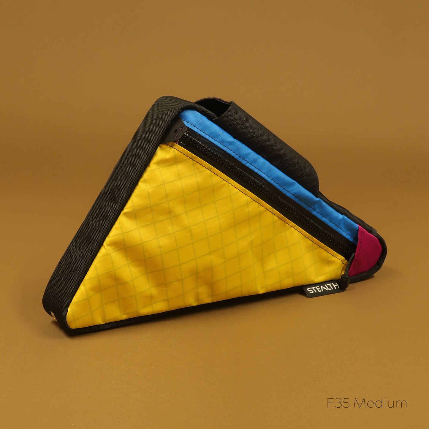 F35 Wedge Frame Bag