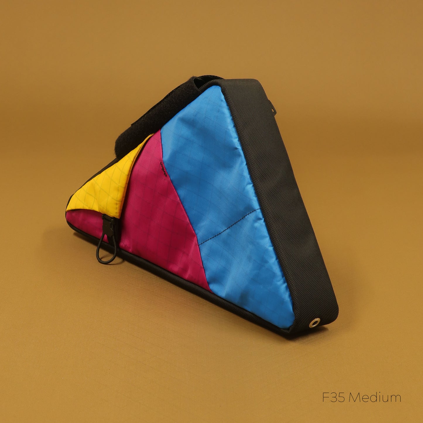 F35 Wedge Frame Bag