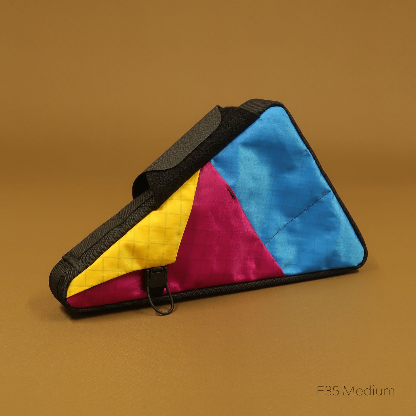 F35 Wedge Frame Bag