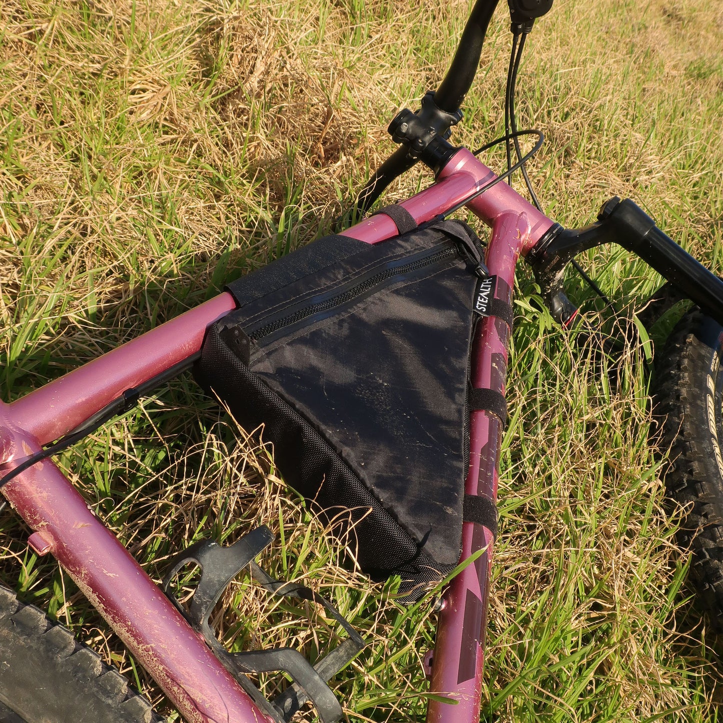 F35 Wedge Frame Bag