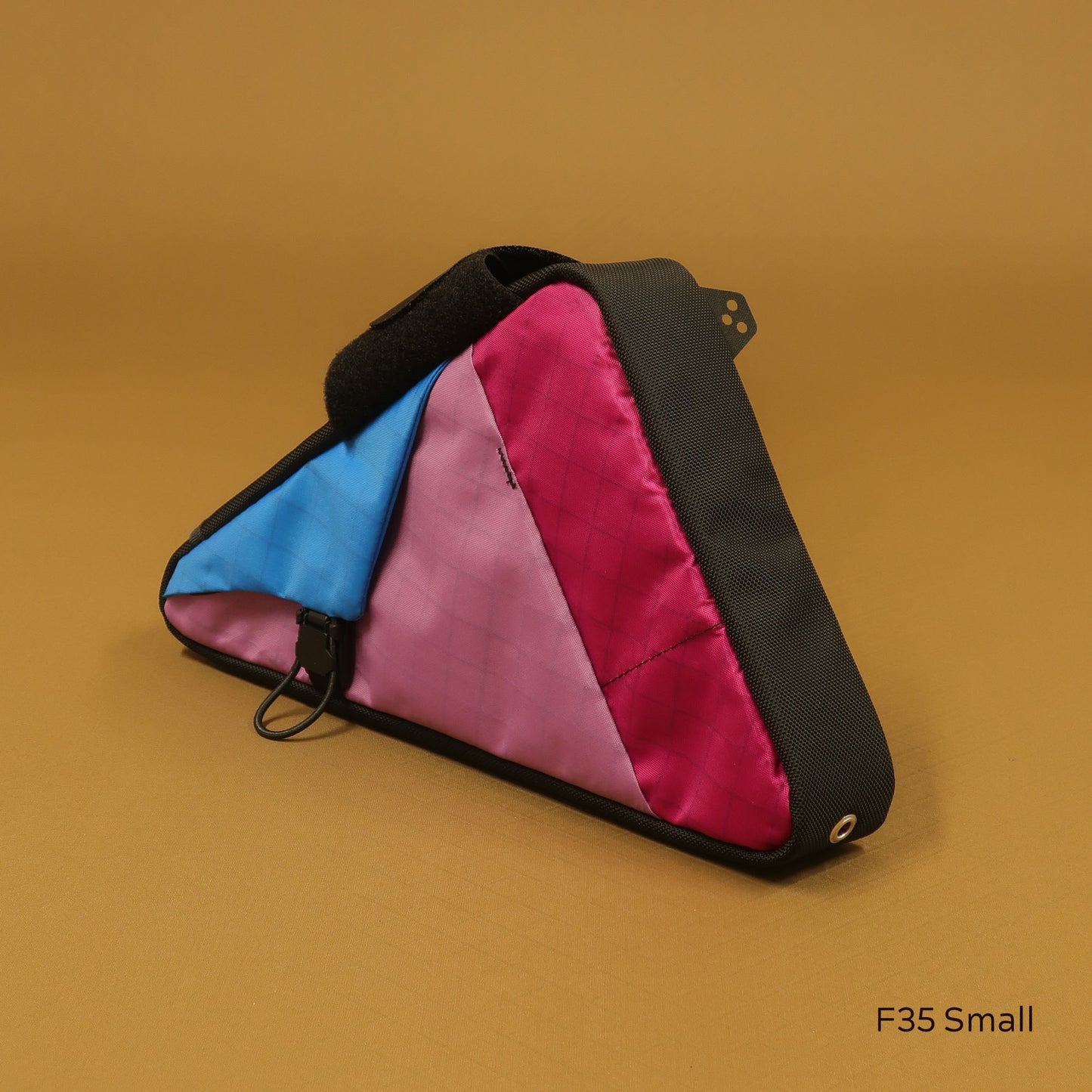 F35 Wedge Frame Bag