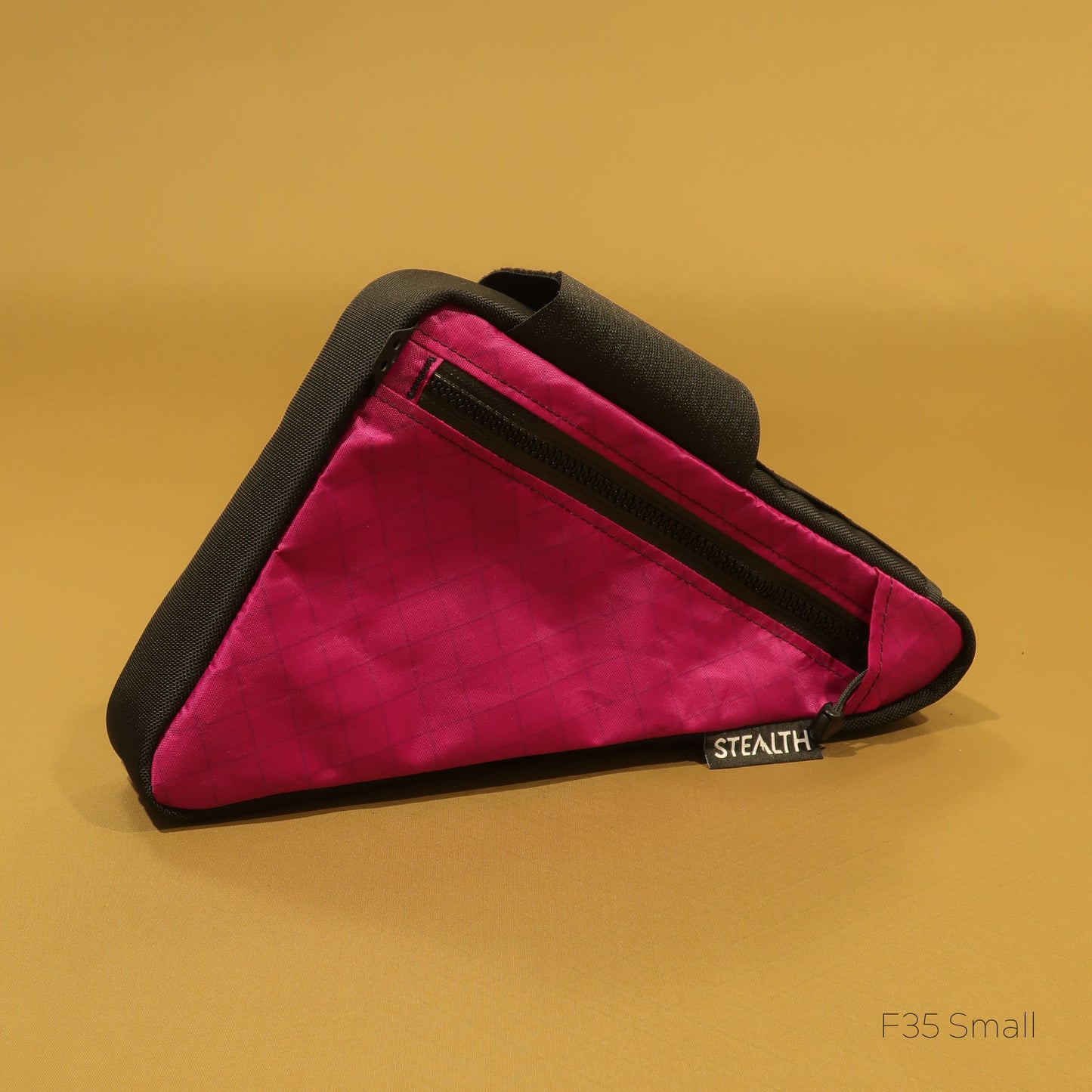 F35 Wedge Frame Bag