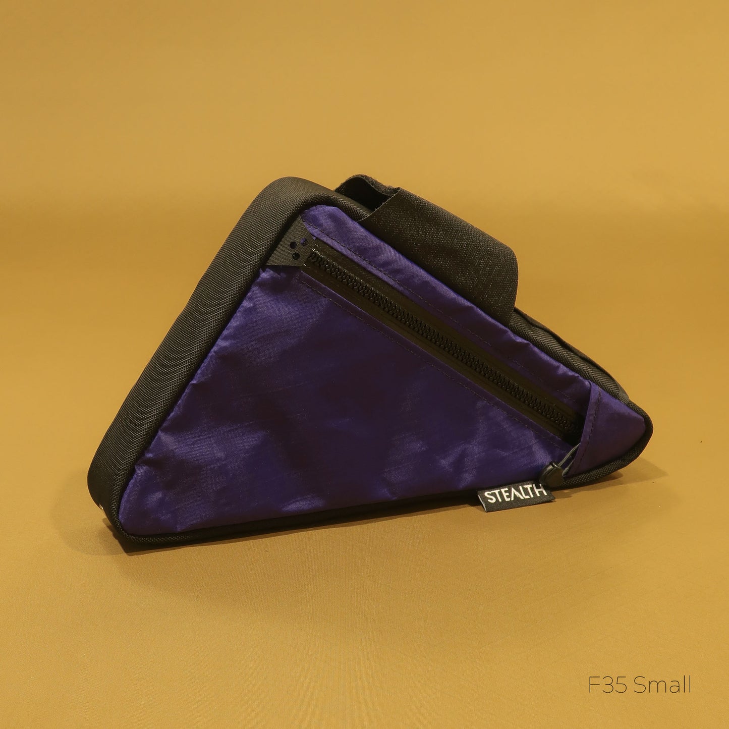 F35 Wedge Frame Bag