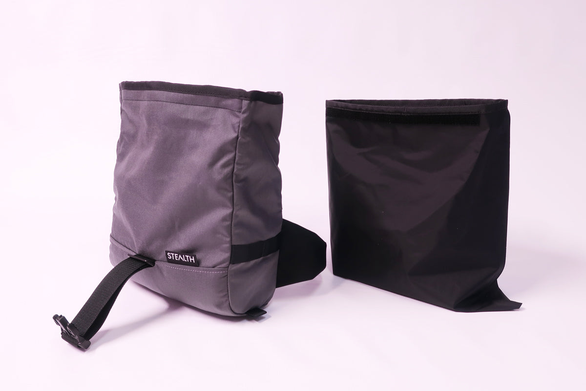 Removable waterproof bum bag liner