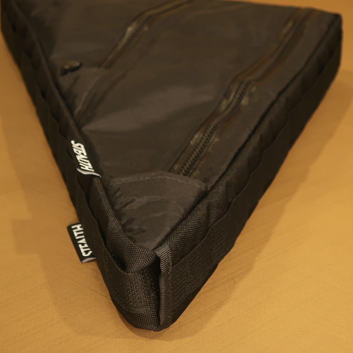 Custom full frame bag with double zips and H20 and cable port, designed for Specialized Epic Hardtail Large, made in New Zealand by Stealth.