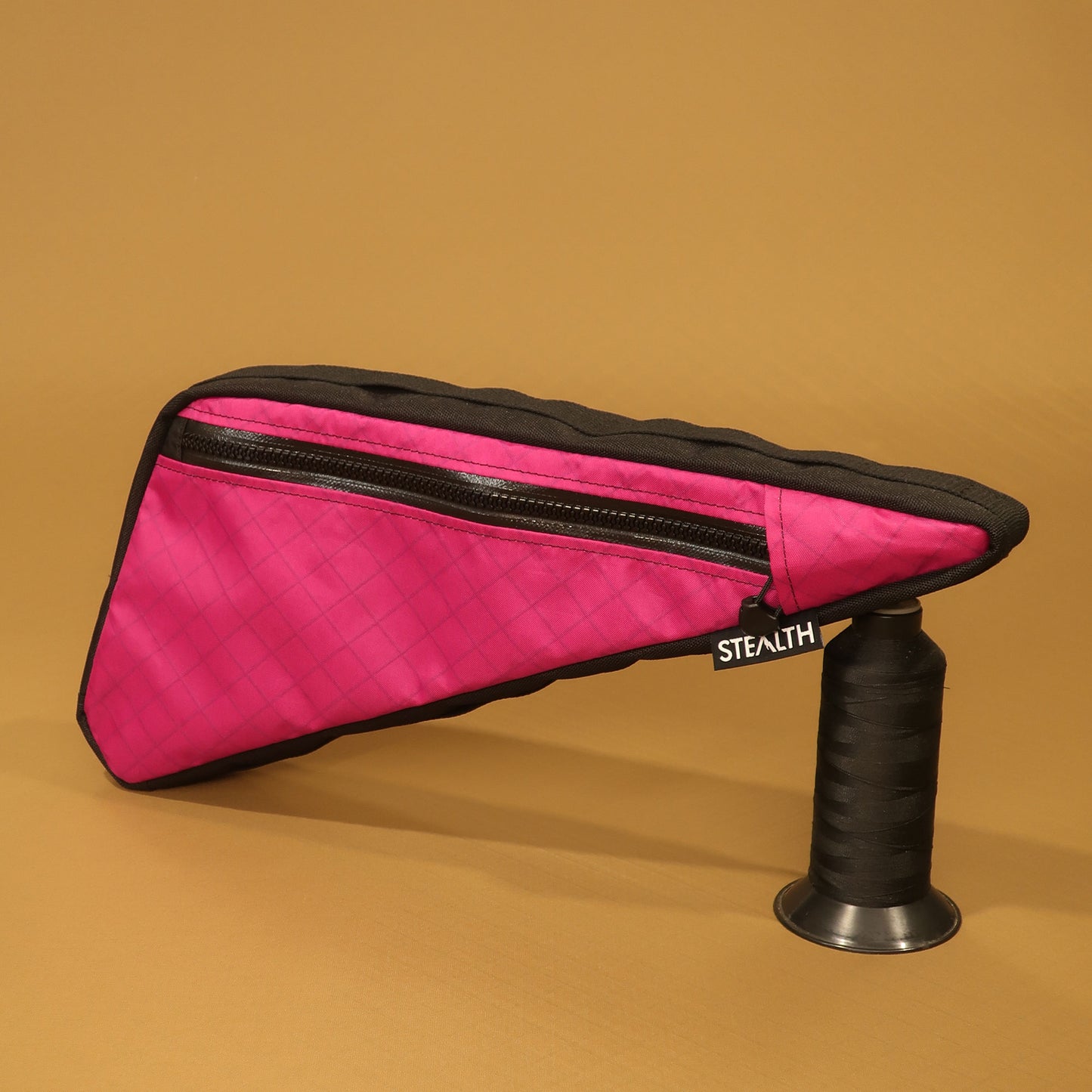 Full Frame Bag - Single Zip