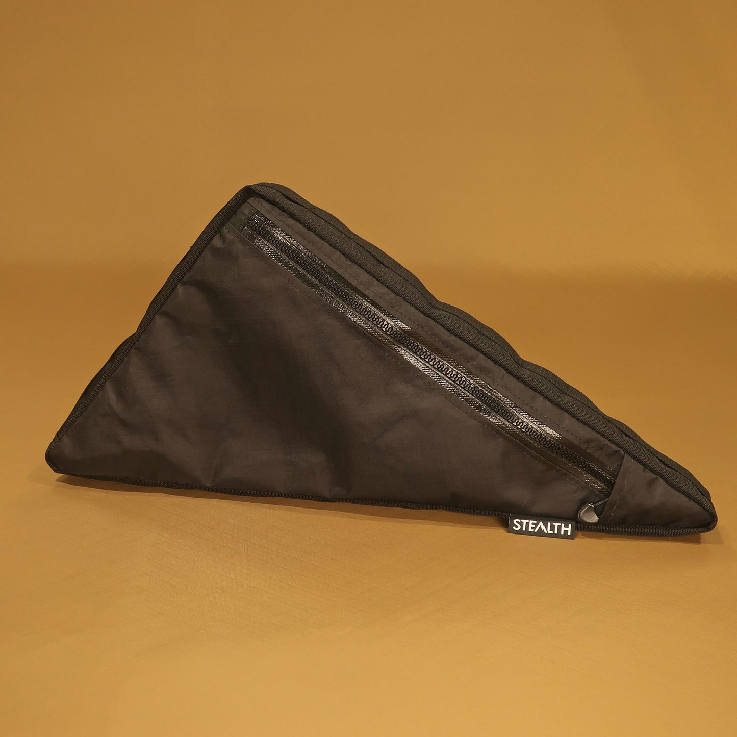 Full Frame Bag - Single Zip