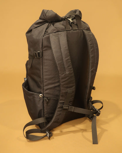 Rata 25 daypack showing S-shape padded shoulder straps and sternum strap detail made by Stealth Wellington NZ
