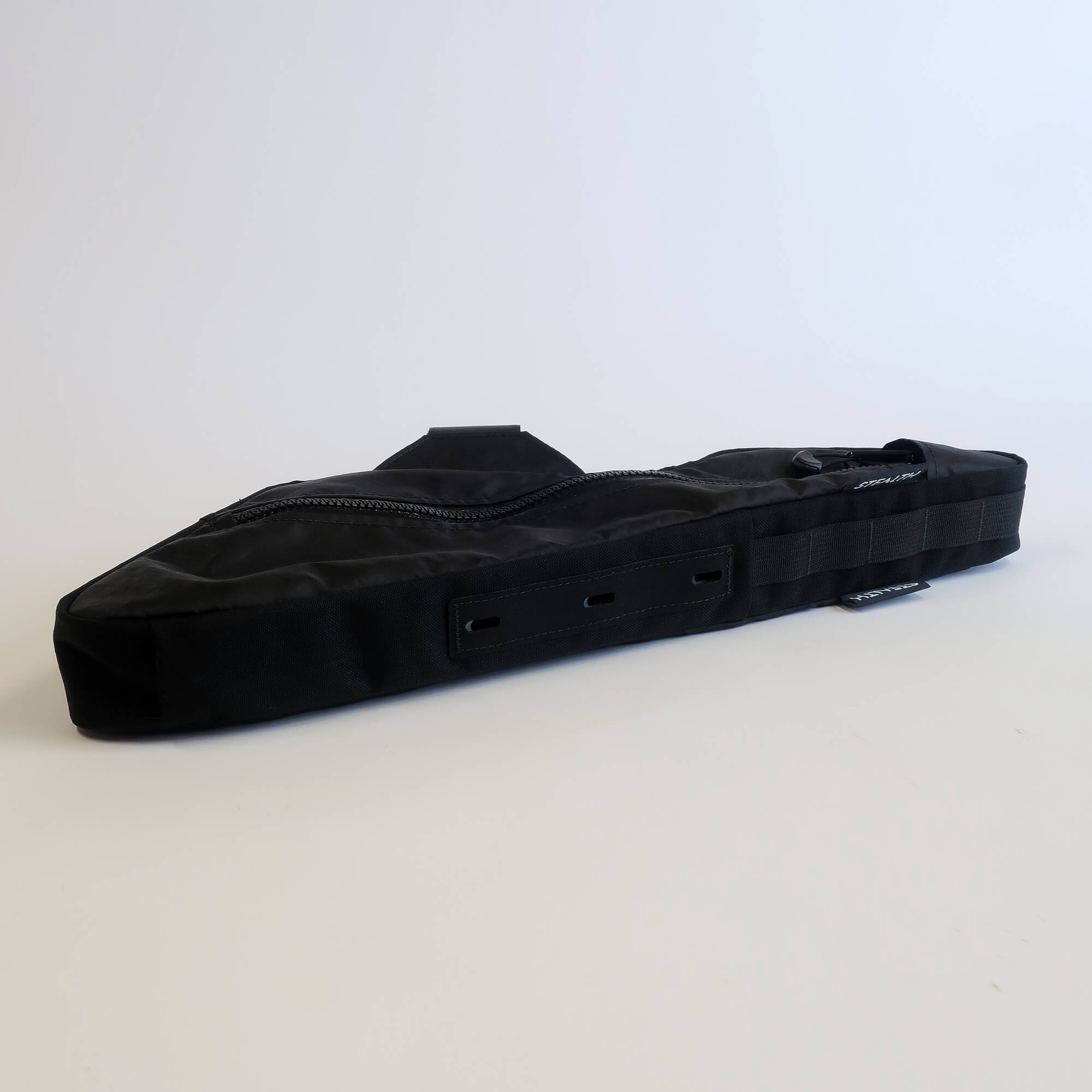 Single zip frame bag for Specialized Epic bolt on mounts
