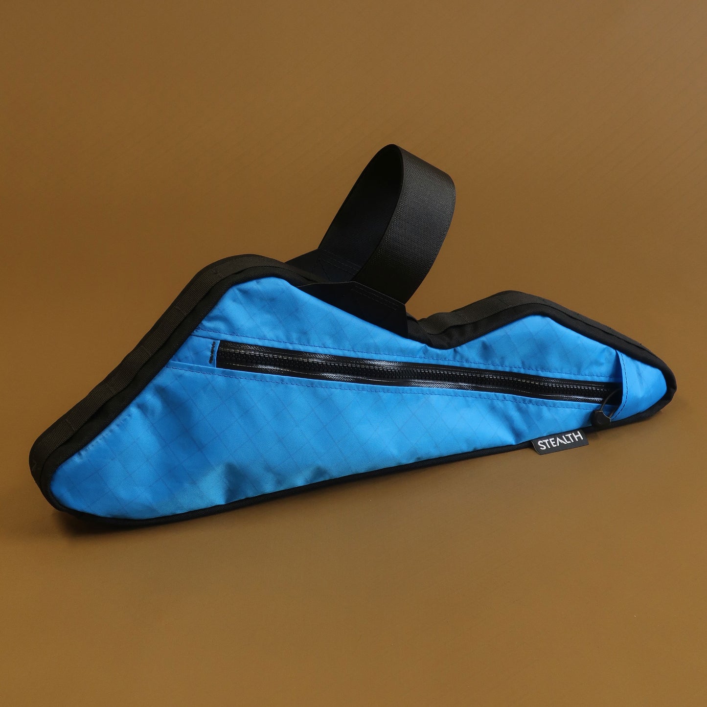 Full Frame Bag - Single Zip