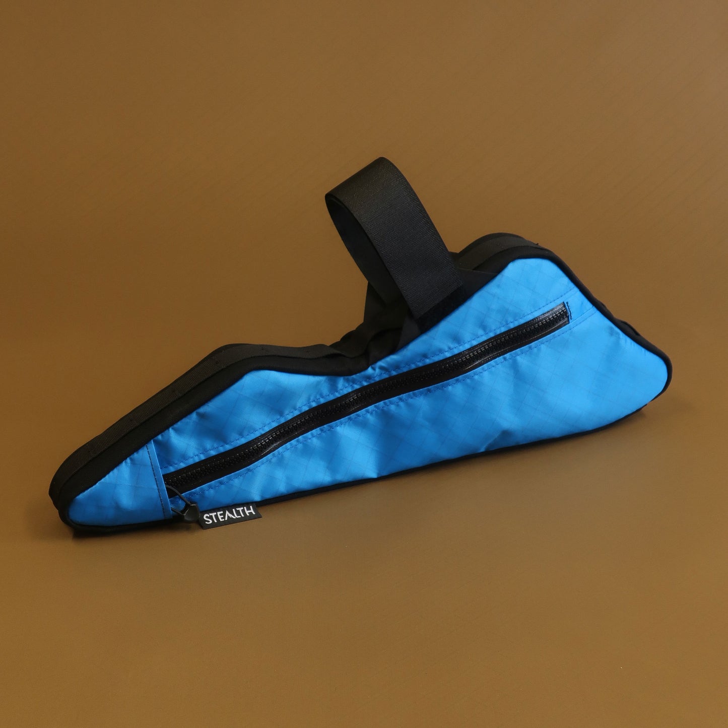 Full Frame Bag - Single Zip