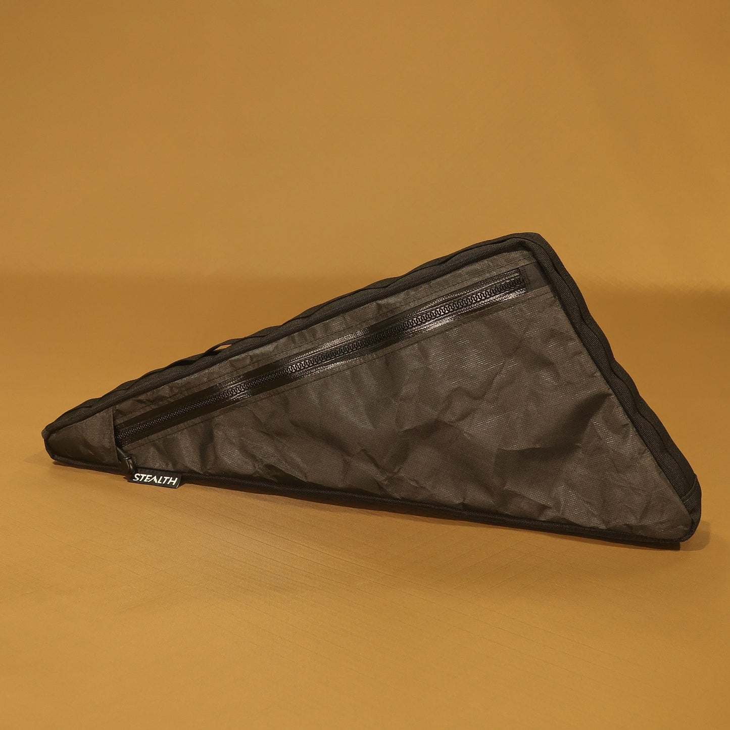 Full Frame Bag - Single Zip