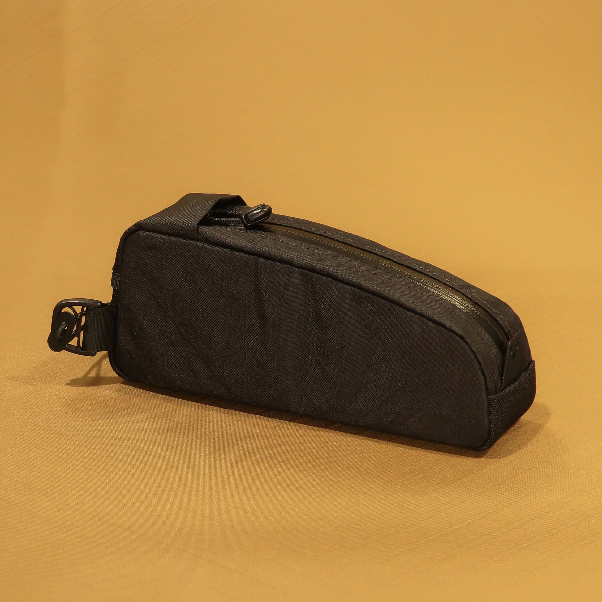 Bikepacking top tube bag in black with bolt on mounting and YKK water repellent zip made by Stealth Wellington NZ