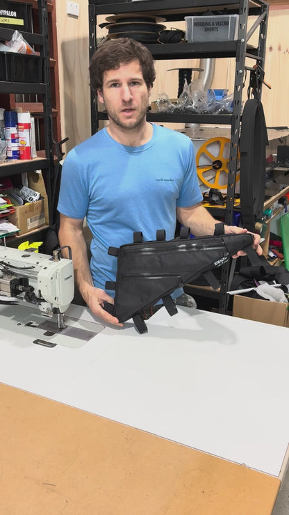 Overview of a custom frame bag for a Giant XTC Advanced