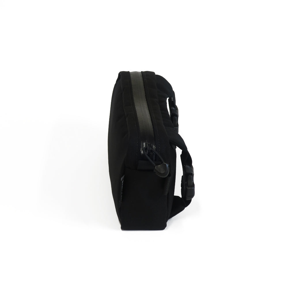 Front Loader Handlebar Bag Black side